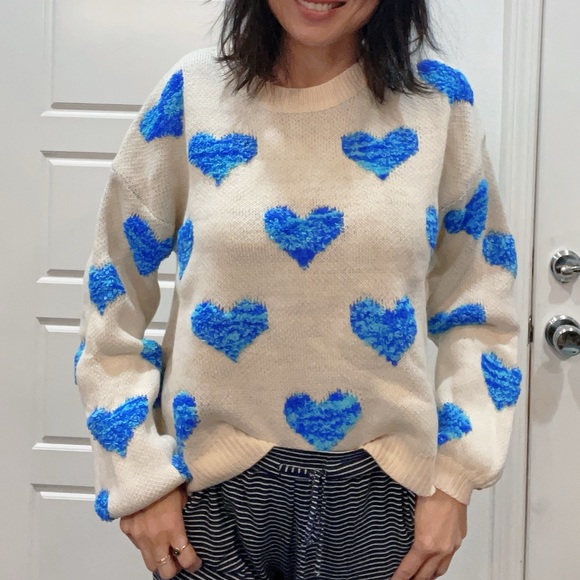 BellanBlue Sweaters - 06 Cozy Hearts Print Oversized Knit Sweater Top